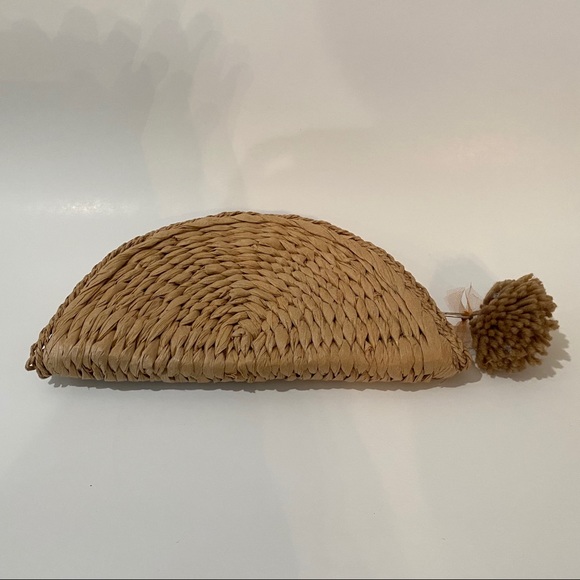 Cute Woven Clutch Purse - Picture 3 of 3